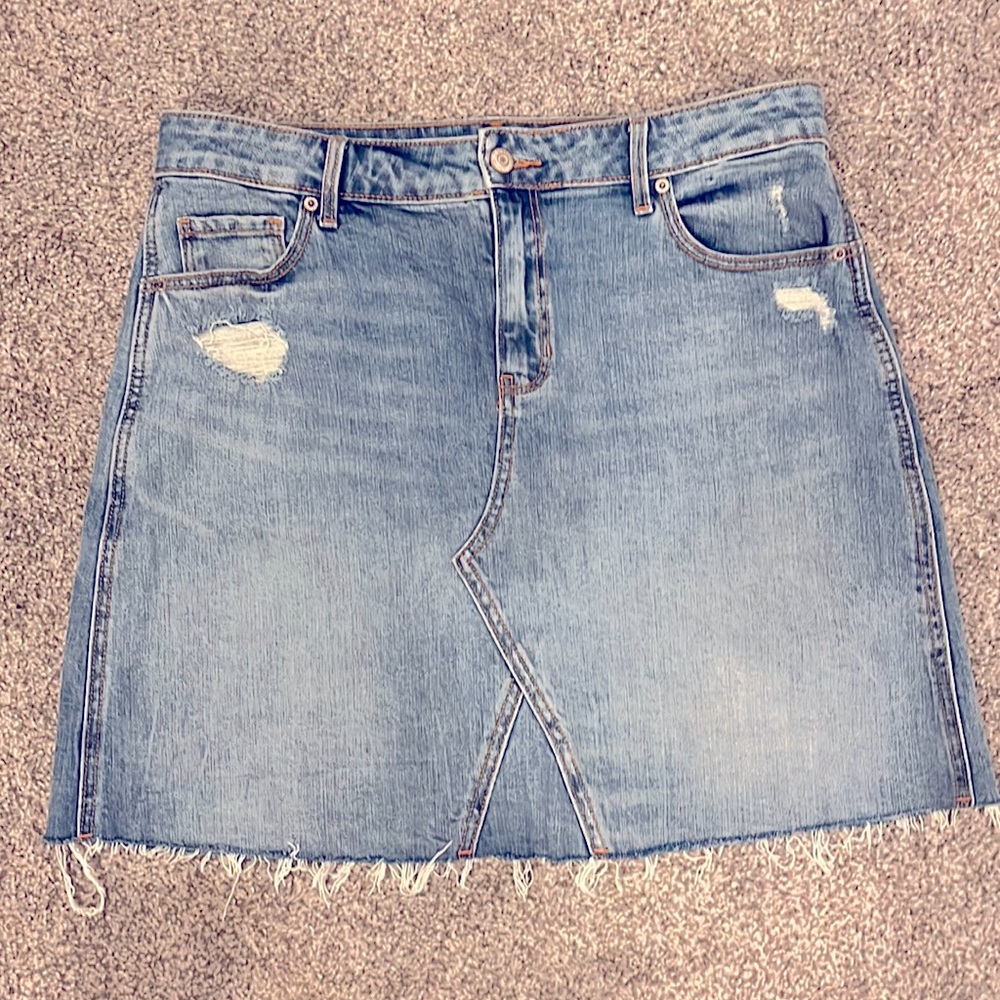 Old Navy Denim Skirt size 8